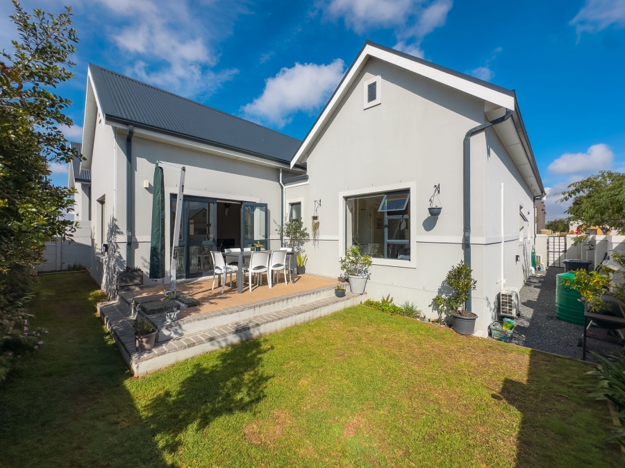 3 Bedroom Property for Sale in Buh Rein Estate Western Cape